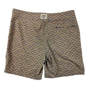 Faherty Yellow Gray Aztec Print Mens Boardshorts Size 31 GUC
